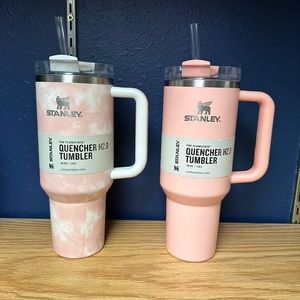 NWT! Stanley H2.0 40oz in Peach Tie Dye (hand and lid swap) read description